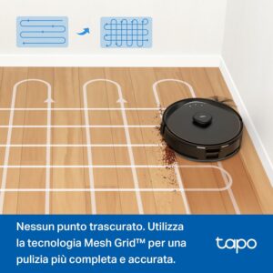 Immagine del Tapo RV30 Max Plus Robot Aspirapolvere in azione nella casa.