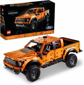 LEGO Technic Ford F-150 Raptor 42126 costruzione