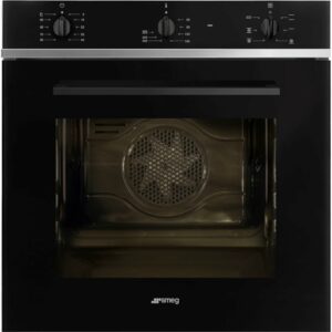 Immagine del Smeg Forno 70LT MULTI6 A Nero SF64M3VB2 in cucina moderna