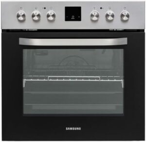 Forno Samsung ad Incasso NB69R3300RS in acciaio inox, con display LED e modalità pizza, ideale per cucinare in modo efficiente.