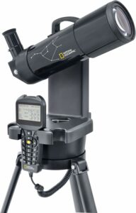 Telescopio National Geographic 9062000 su sfondo stellato  