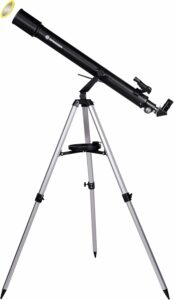 Telescopio Bresser Sirius 70/900 AZ montato con vista sul cielo stellato