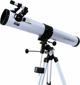 Seben 76/900 EQ2 Telescope osservando il cielo stellato