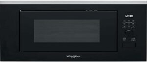 Forno a microonde WHIRLPOOL WMF250G da incasso, elegante e multifunzionale, ideale per una cucina moderna