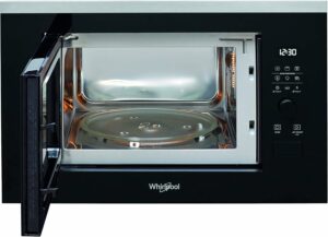 Forno a microonde WHIRLPOOL WMF250G da incasso, elegante e multifunzionale, ideale per una cucina moderna