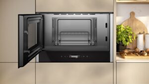 Microonde da incasso Neff NL4GR31N1 con grill, display TFT touch, illuminazione LED e design in acciaio inox