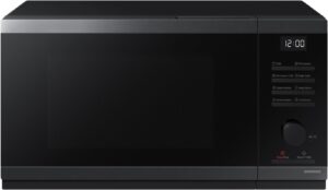 Samsung Forno a Microonde Cottura Croccante MG23DG4524AGE1, con grill e ricette automatiche, ideale per cottura rapida e sbrinamento.