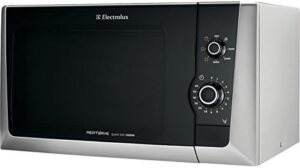 Microonde Electrolux EMM21150S con grill e capacità di 18.5L, in color argento.