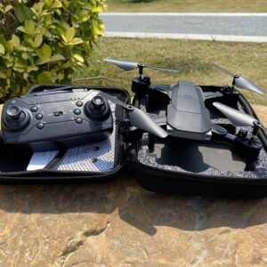 RC Drone con Fotocamera 4K HD, due batterie e custodia per trasporto