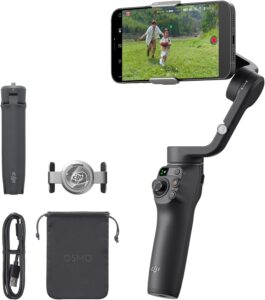 DJI Osmo Mobile 6, stabilizzatore portatile per vlog e contenuti social 