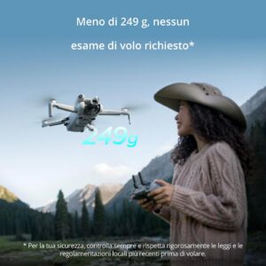 DJI Mini 4 Pro con radiocomando DJI RC 2 e telecamera 4K, ideale per riprese aeree di alta qualità.