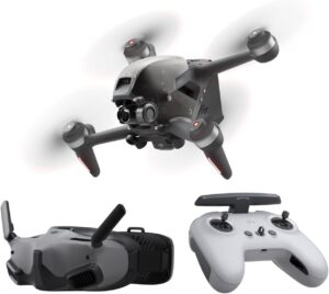 DJI FPV Explorer Combo, drone 4K con esperienza di volo immersiva e trasmissione video HD