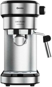 Cecotec Caffettiera Express Cafelizzia Steel con doppia uscita, 1350 W, 20 bar di pressione e design in acciaio inox.